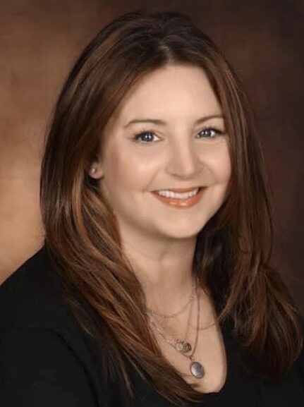 Carly Carly, Travel Advisor